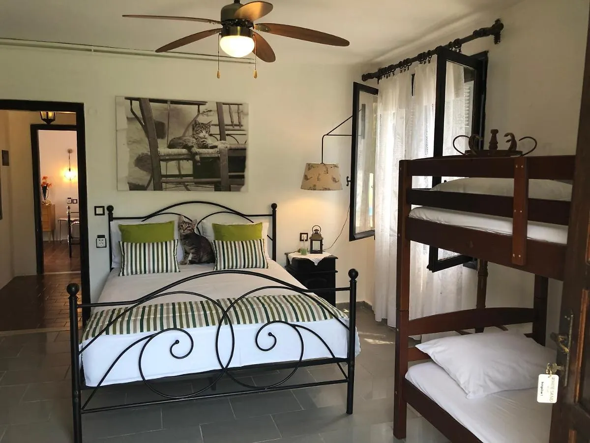 White Sand Villa Koviou Beach Nikiti Sithonia 0*,  Grecia