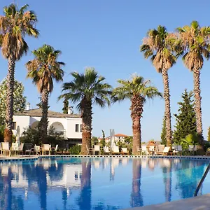 4* Θέρετρο Geranion Village